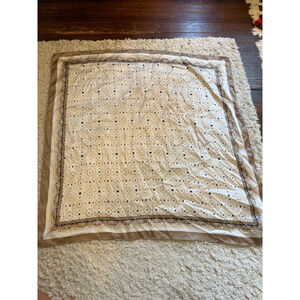 NWT Women's Old Navy One Size Beige Brown Patterned Scarf
